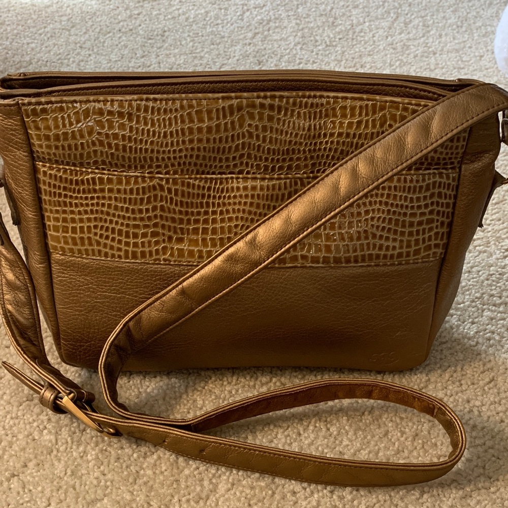 SAS Genuine Handsewn Gold Tone Soft Metallic Leather Croc Embossing Shoulder Bag